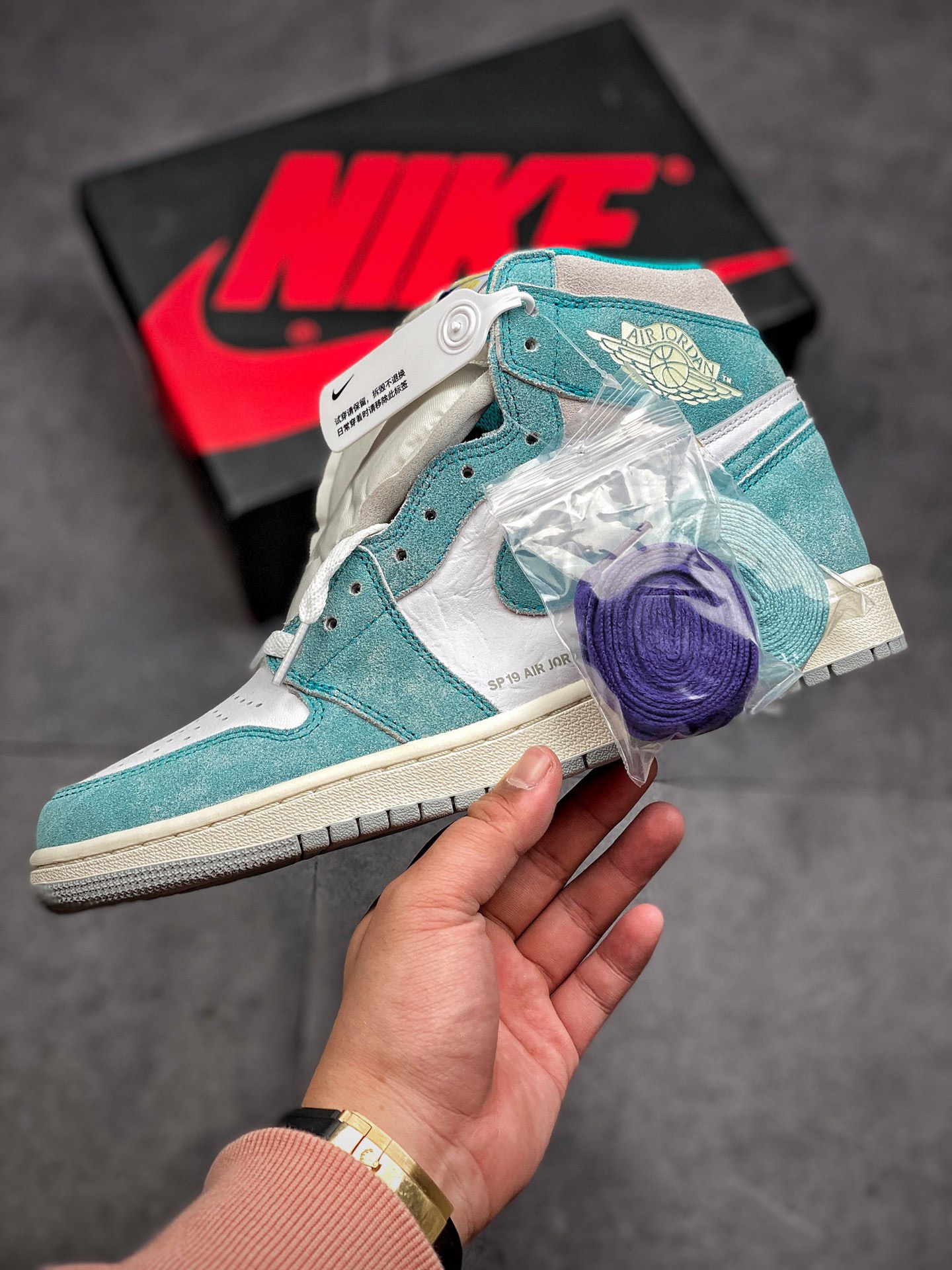 Nike Air Jordan 1 High AJ1