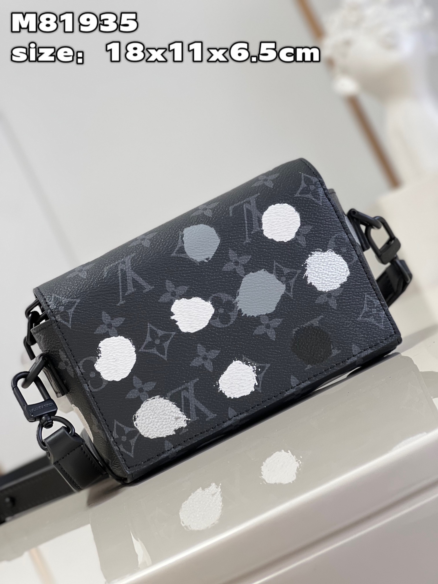 L*ouis V*uitton Top Bag