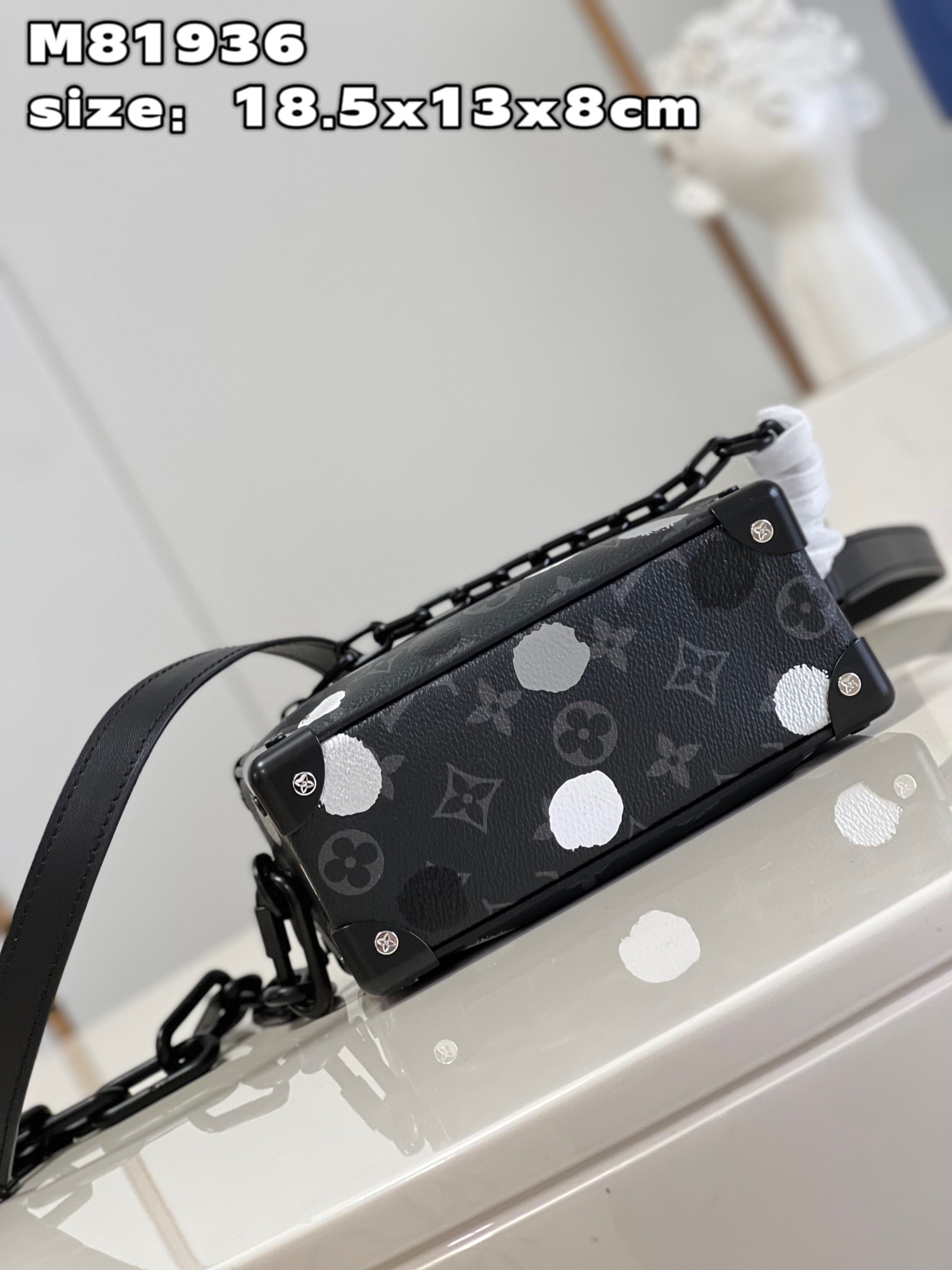 L*ouis V*uitton Top Bag