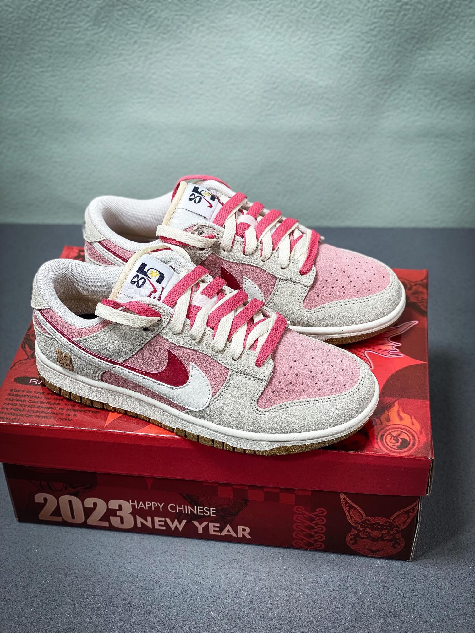 Women Nike SB Dunk Low
