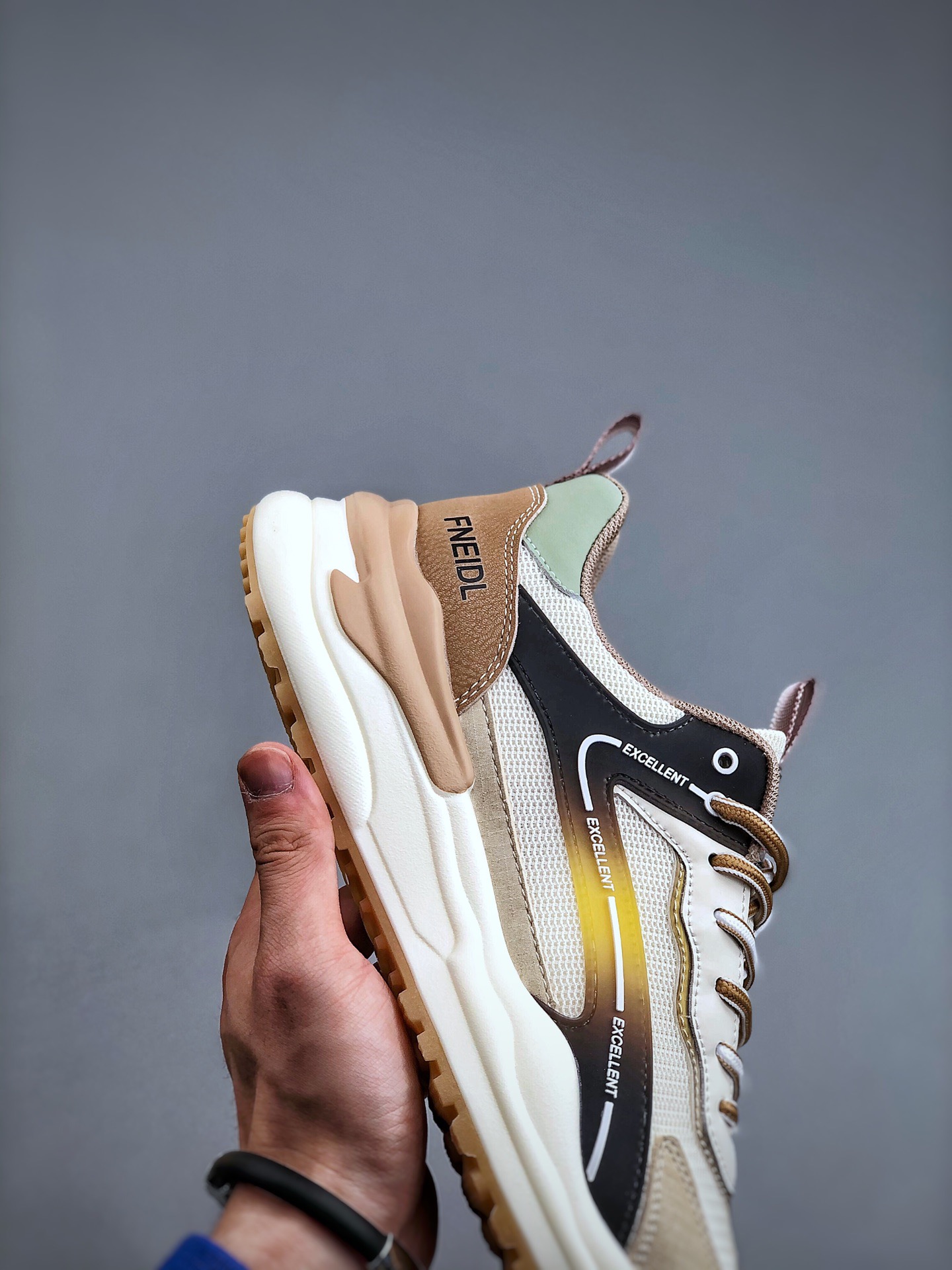 Men F*endi Top Sneaker （ ）