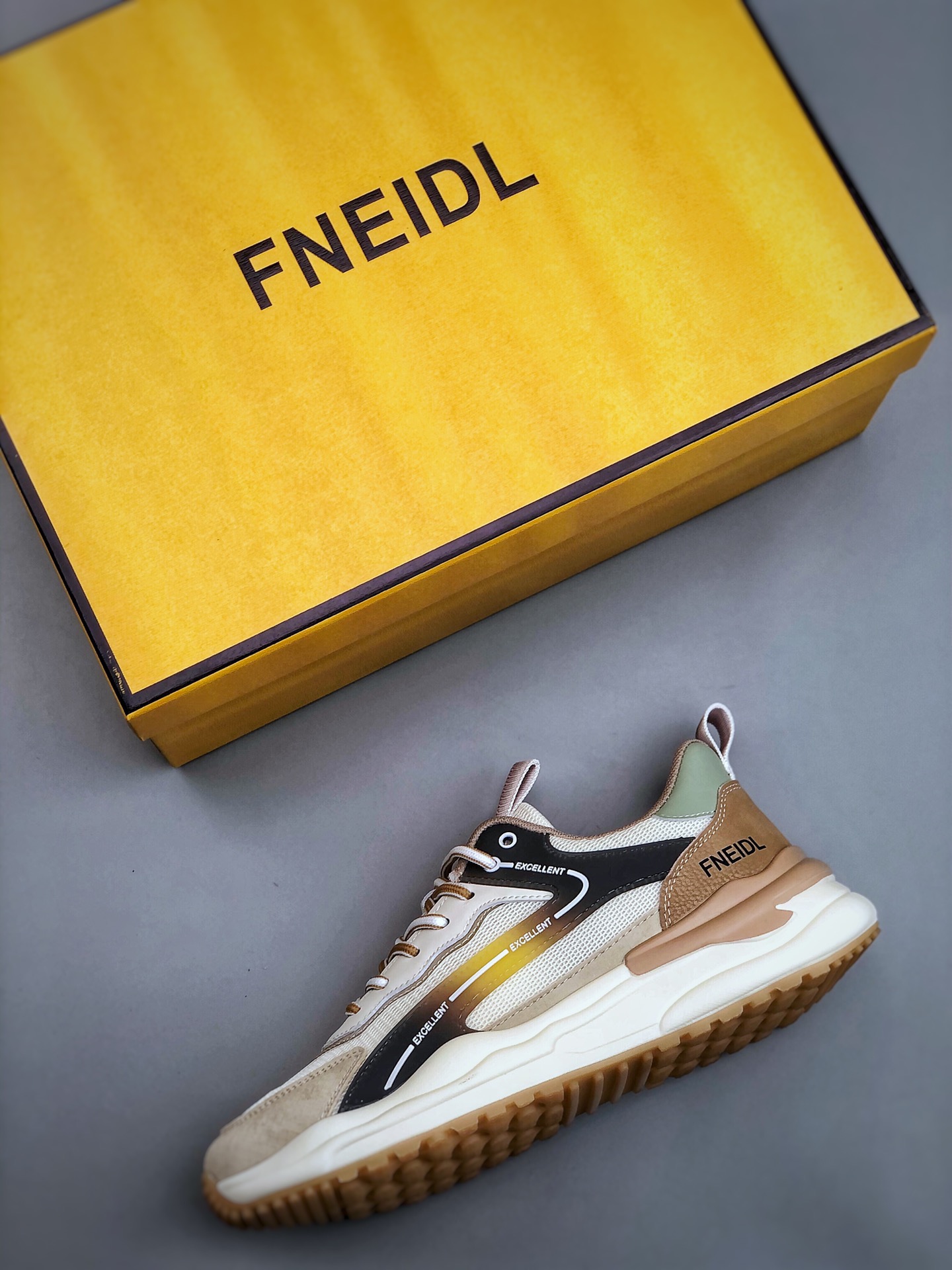 Men F*endi Top Sneaker （ ）