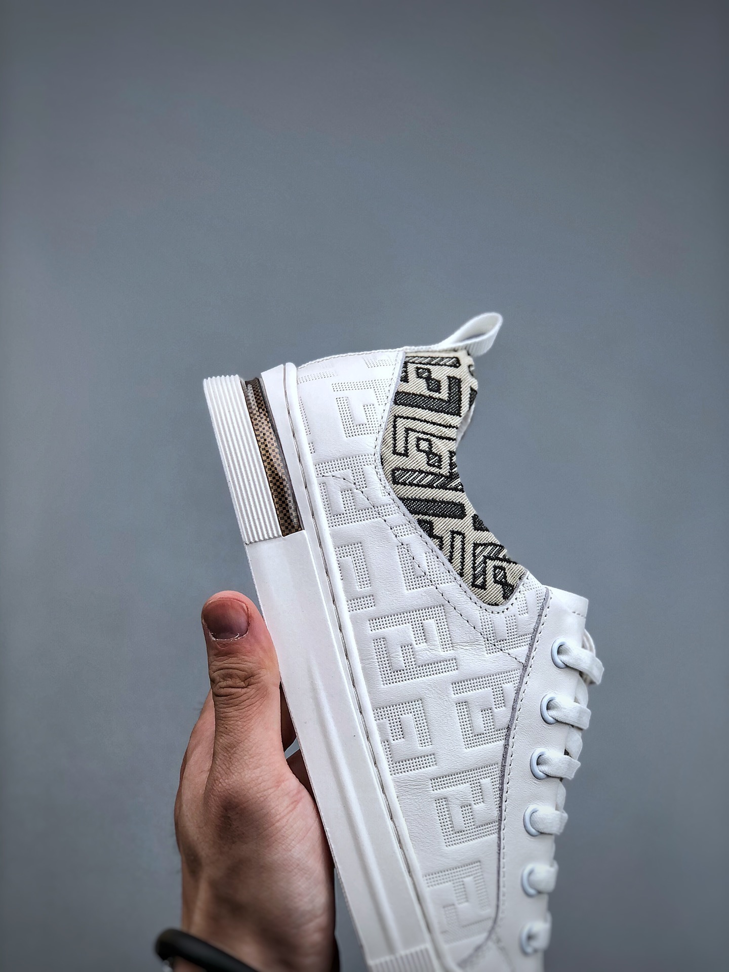 Men F*endi Top Sneaker （ ）