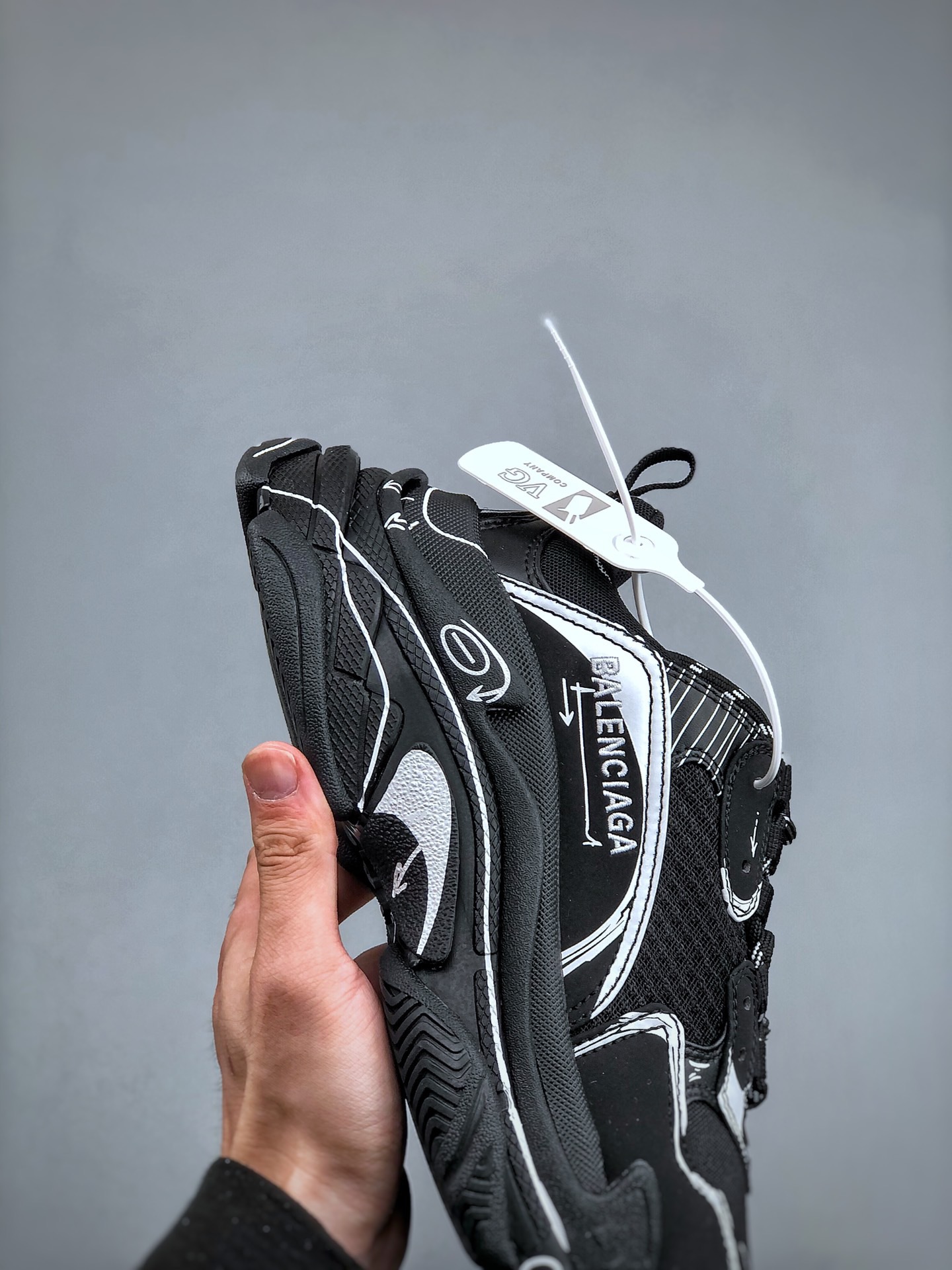 B*alenciaga Top Sneakers