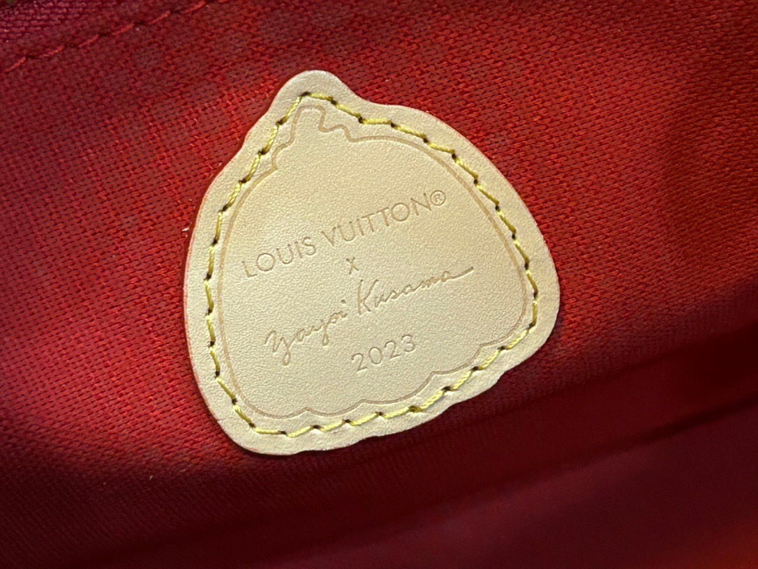 L*ouis V*uitton Top Bag