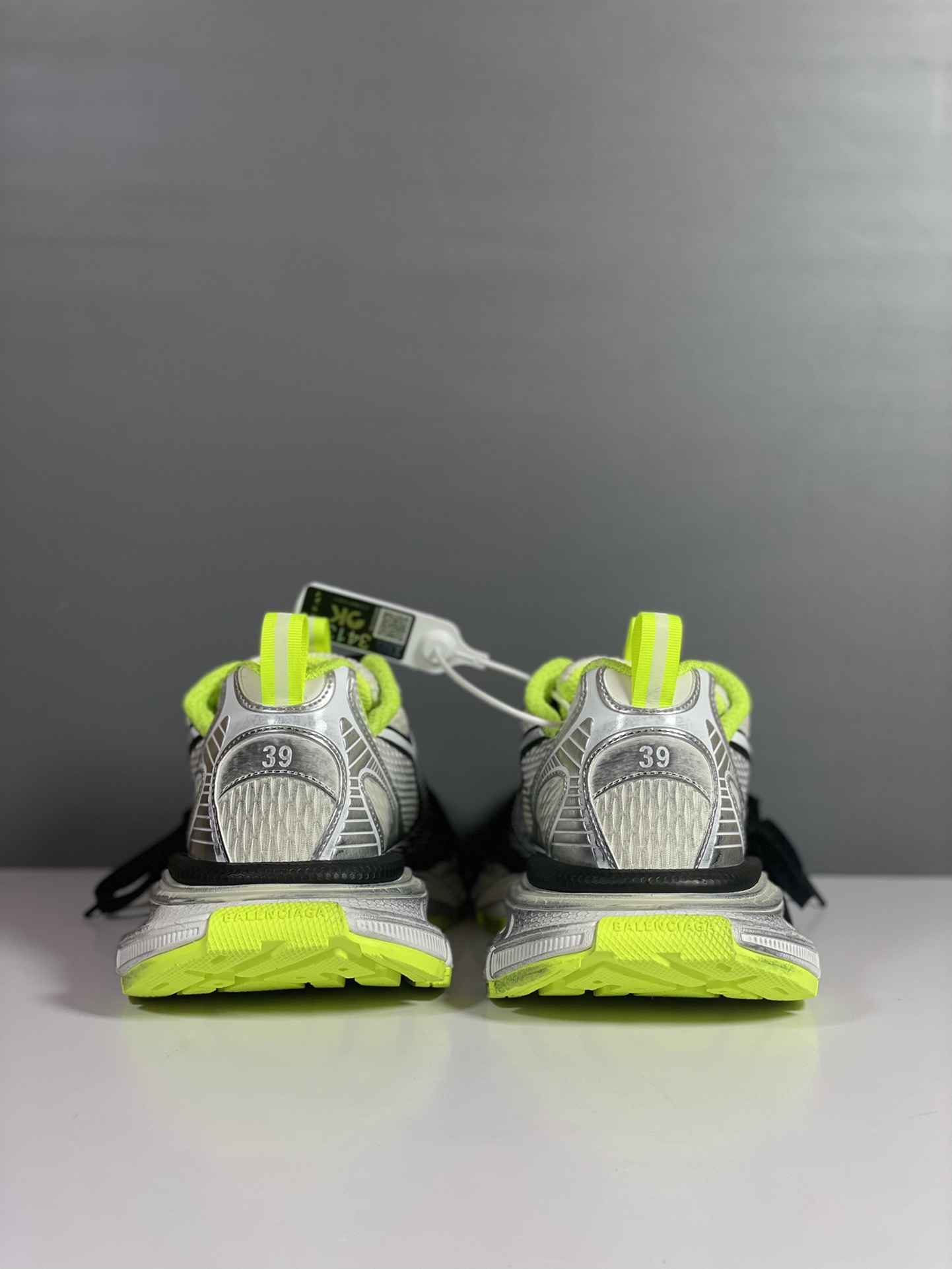 B*alenciaga Top Sneakers