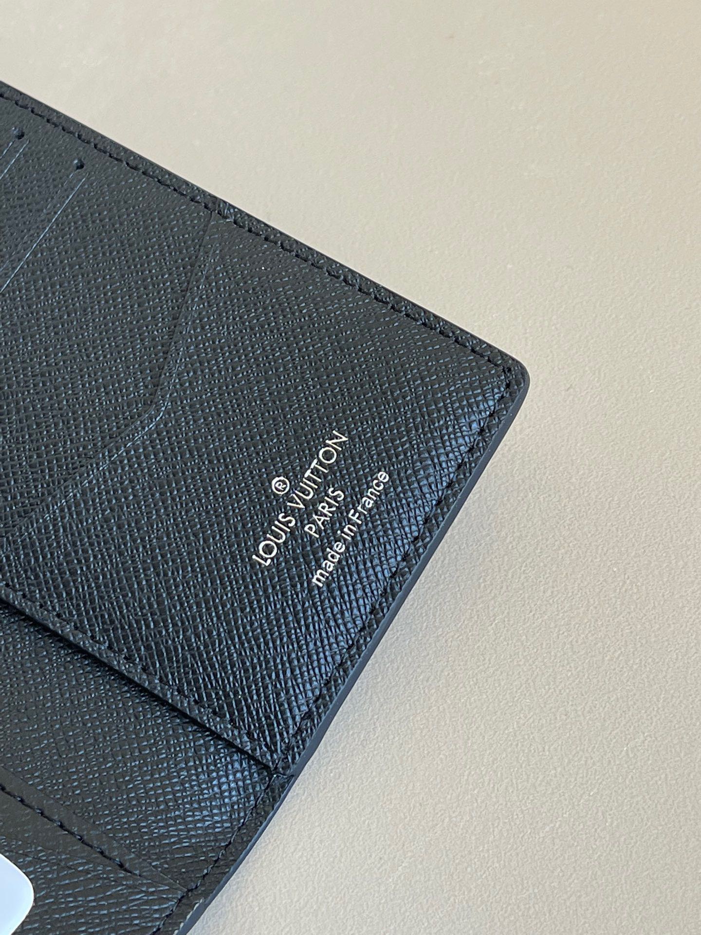 L*ouis V*uitton  Top Bag