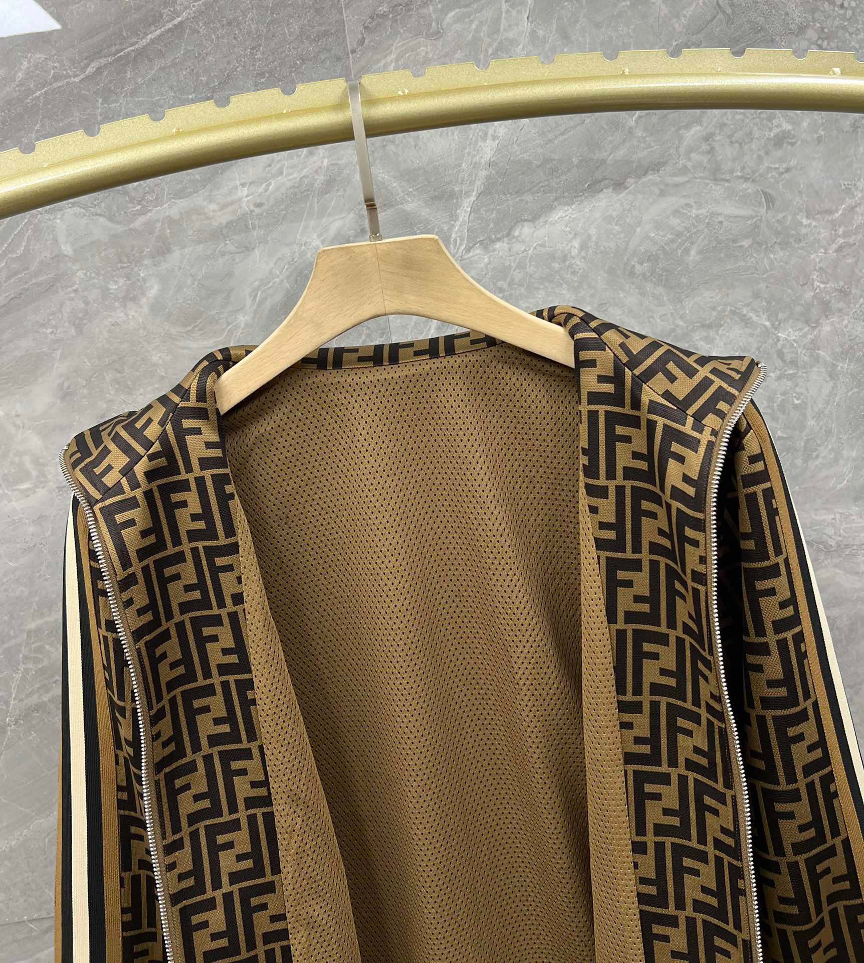 Men Sets Top Quality