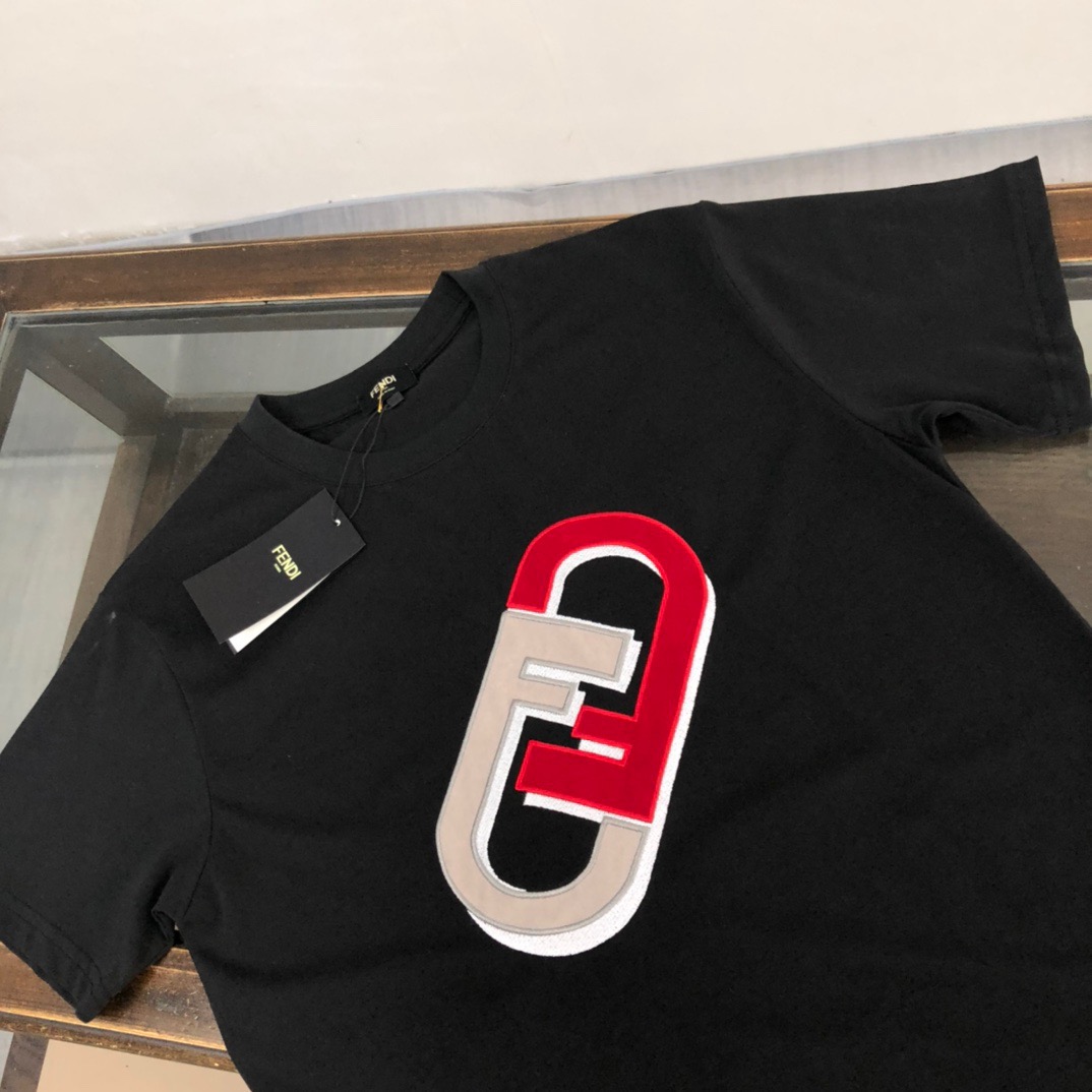 Men T-shirt Top Quality 2023