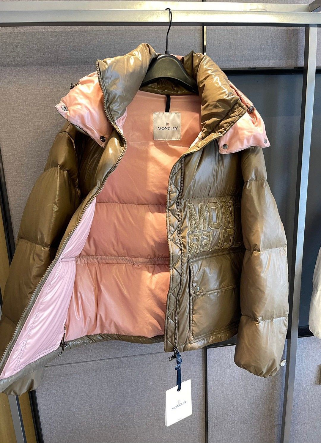 Women Jacket/Sweater Top Quality