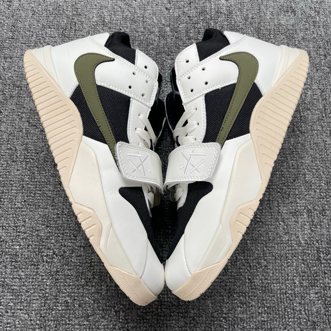 travis scott x jordan cut the check tr