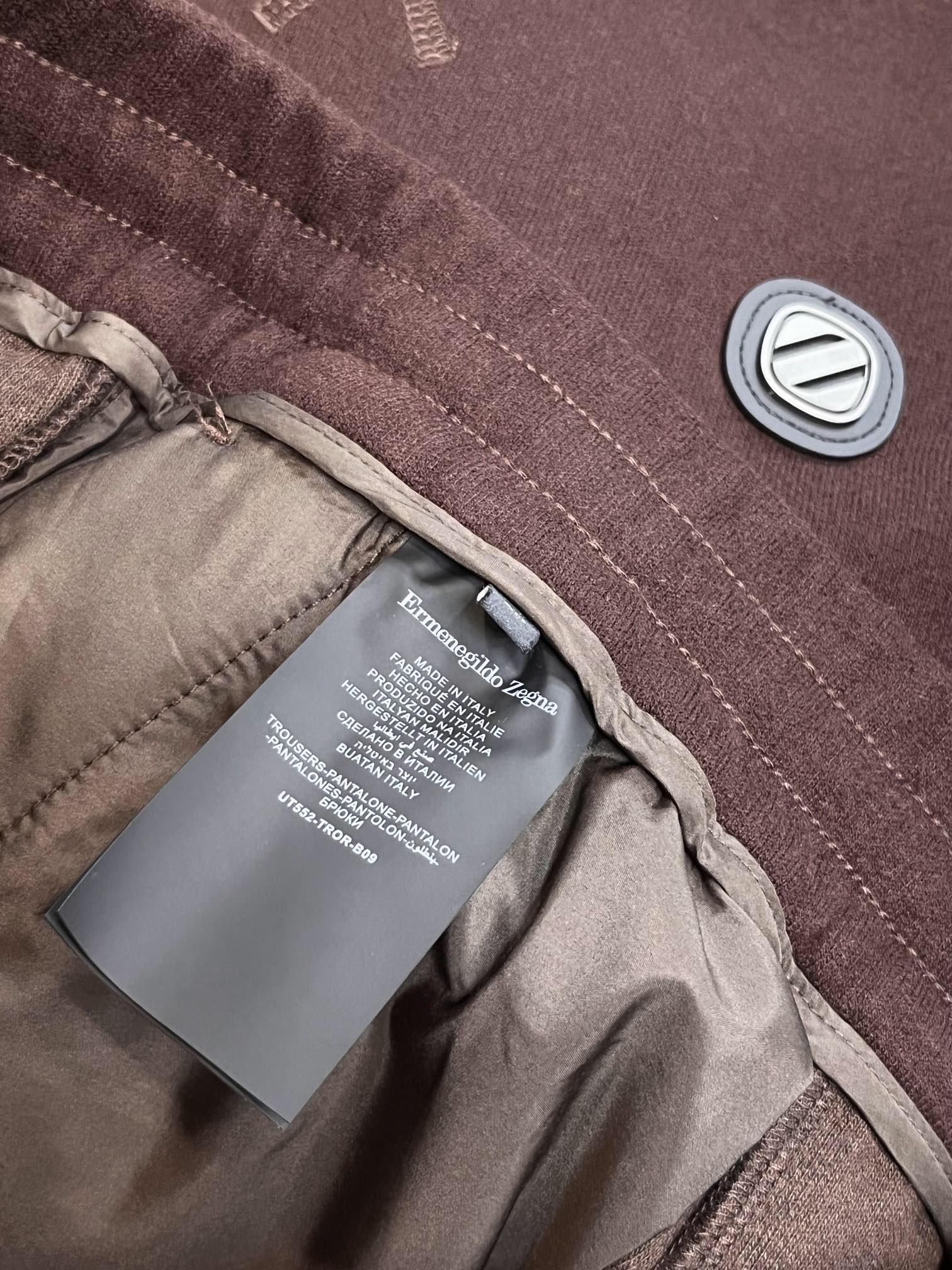 Men suits Top Quality