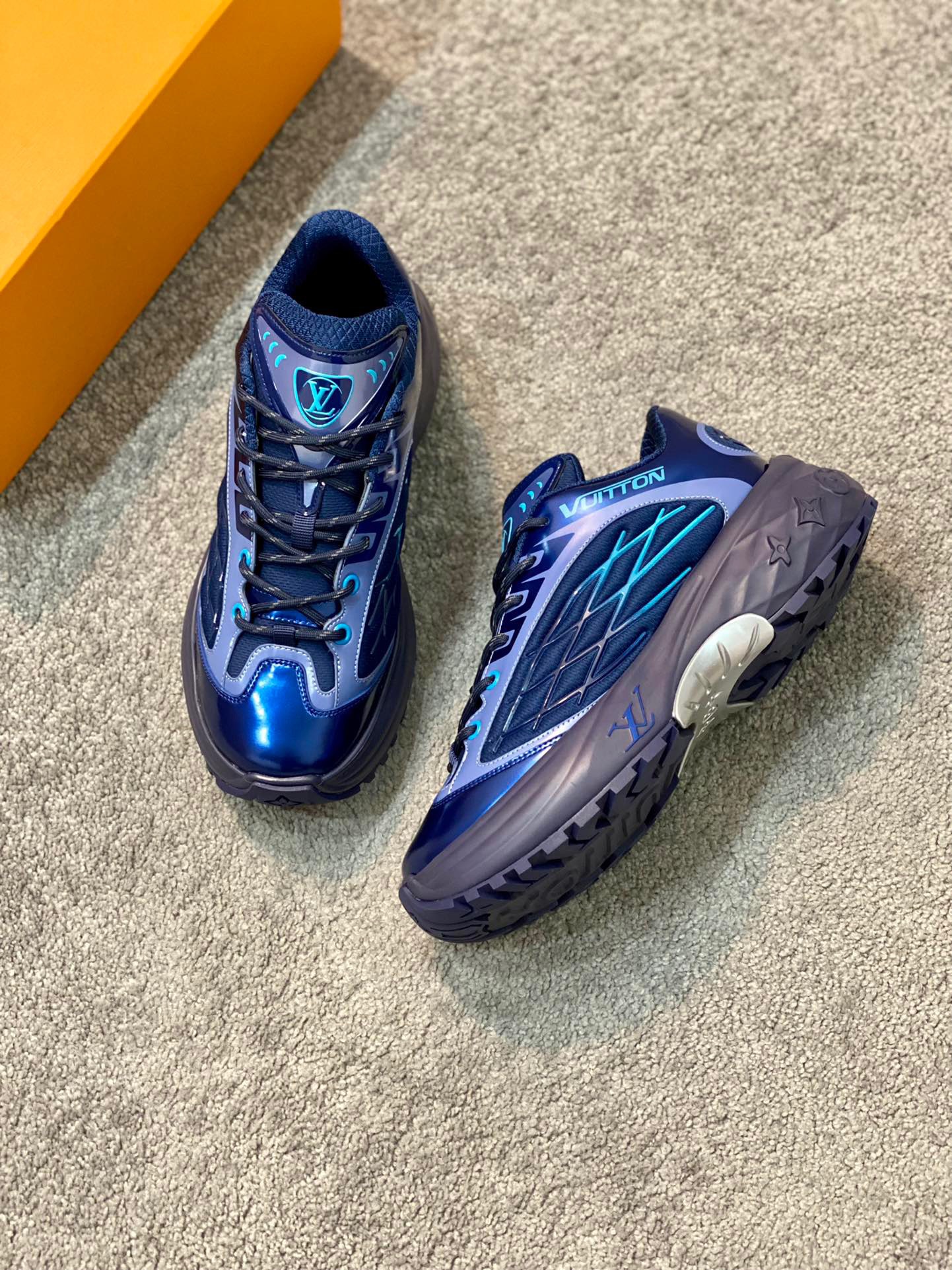 Men L*ouis V*uitton Top Sneaker