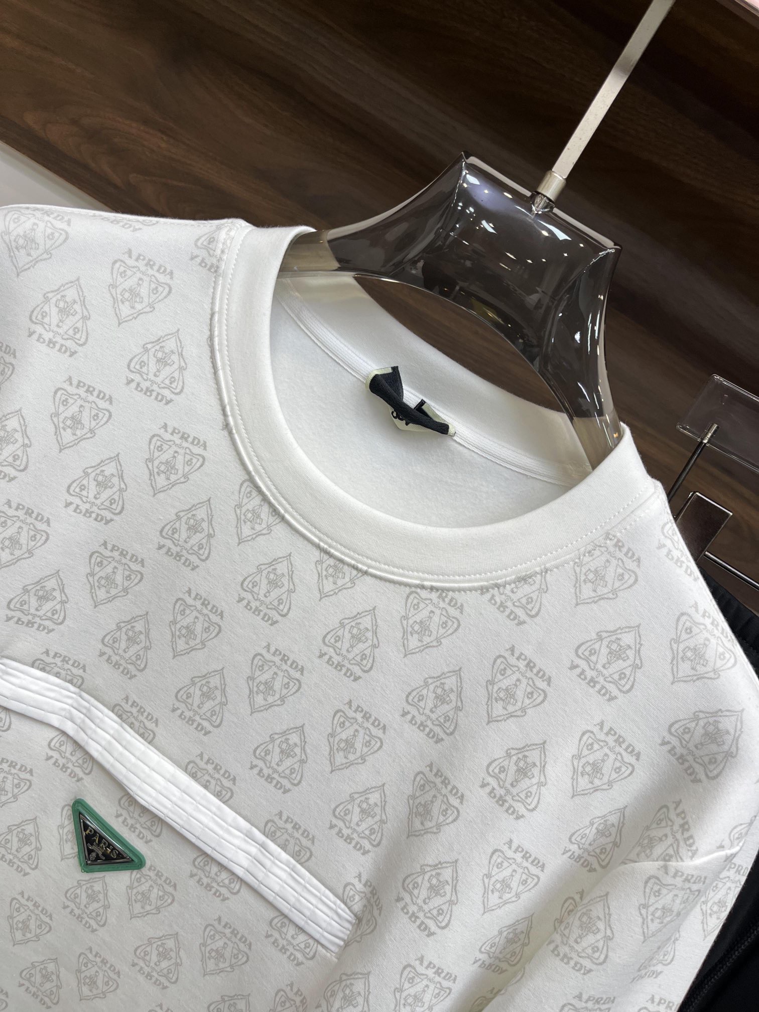 Men suits Top Quality