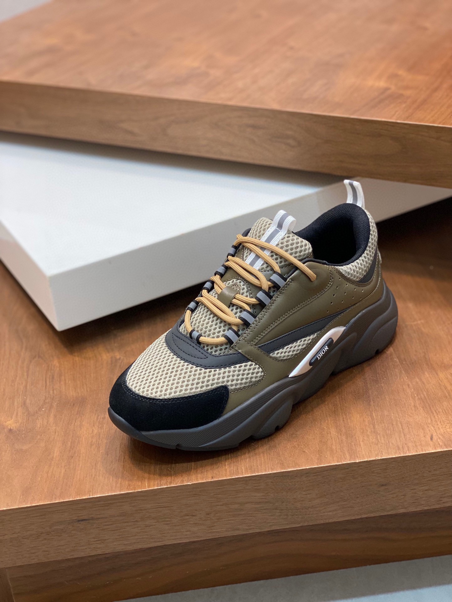 Men D*ior Top Sneaker