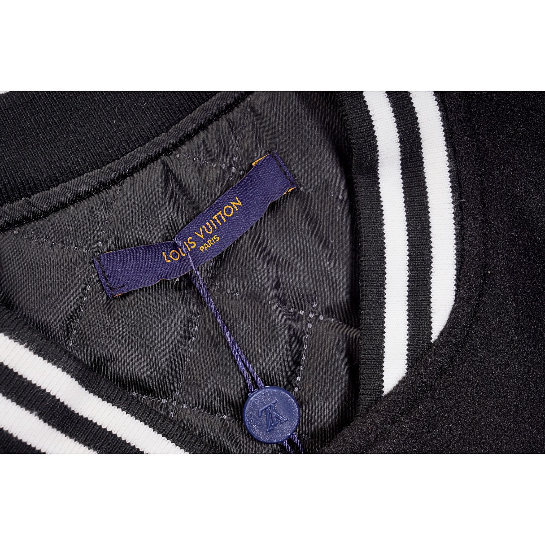 Men Jacket/Sweater Top Quality