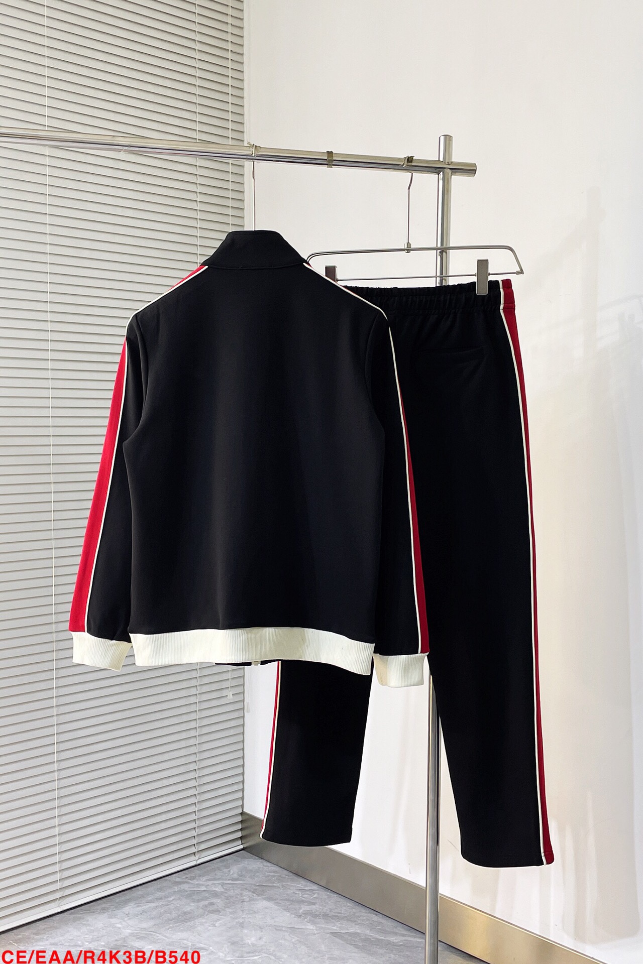 Men suits Top Quality