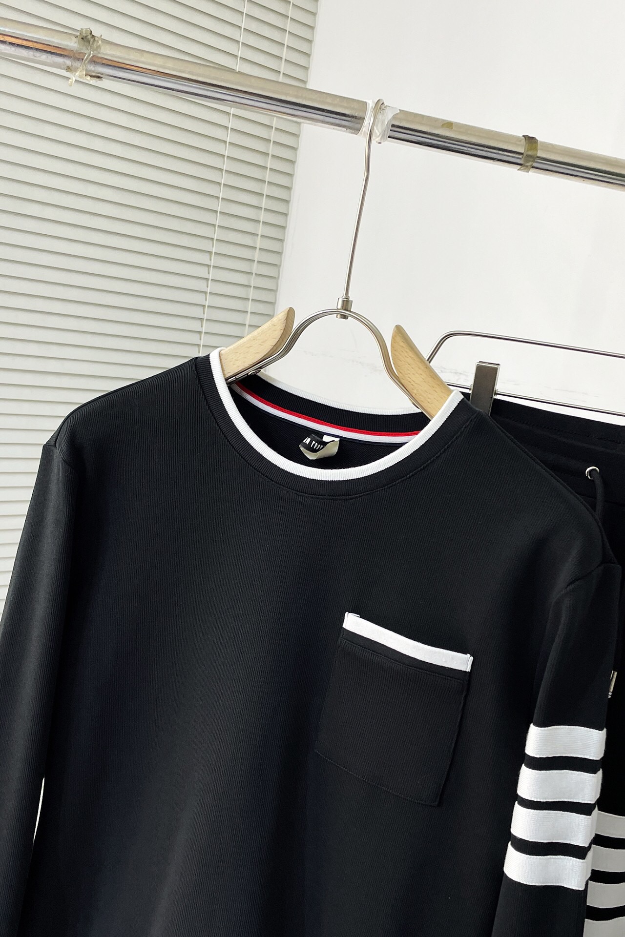 Men suits Top Quality