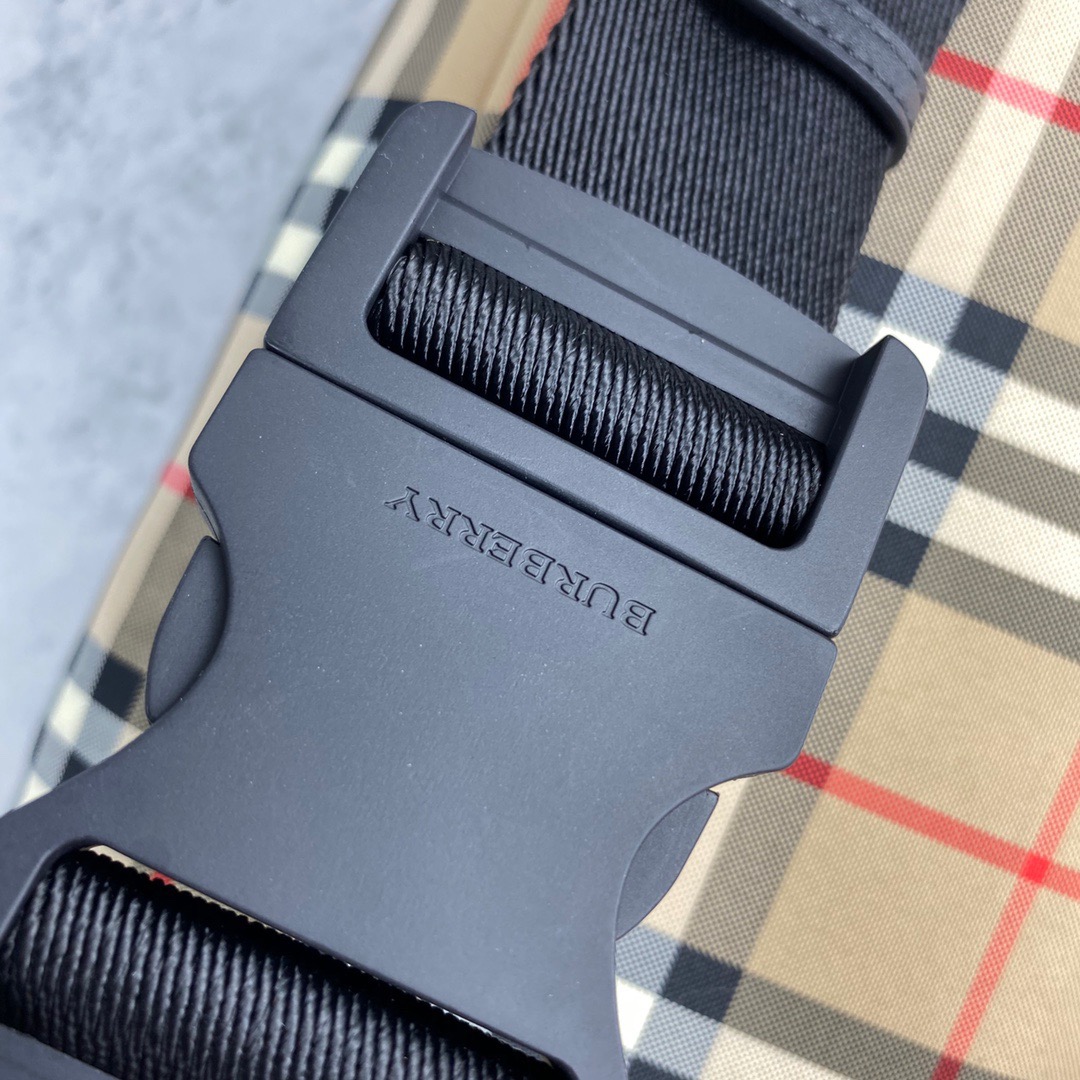 B*urberry Bag Top Quality