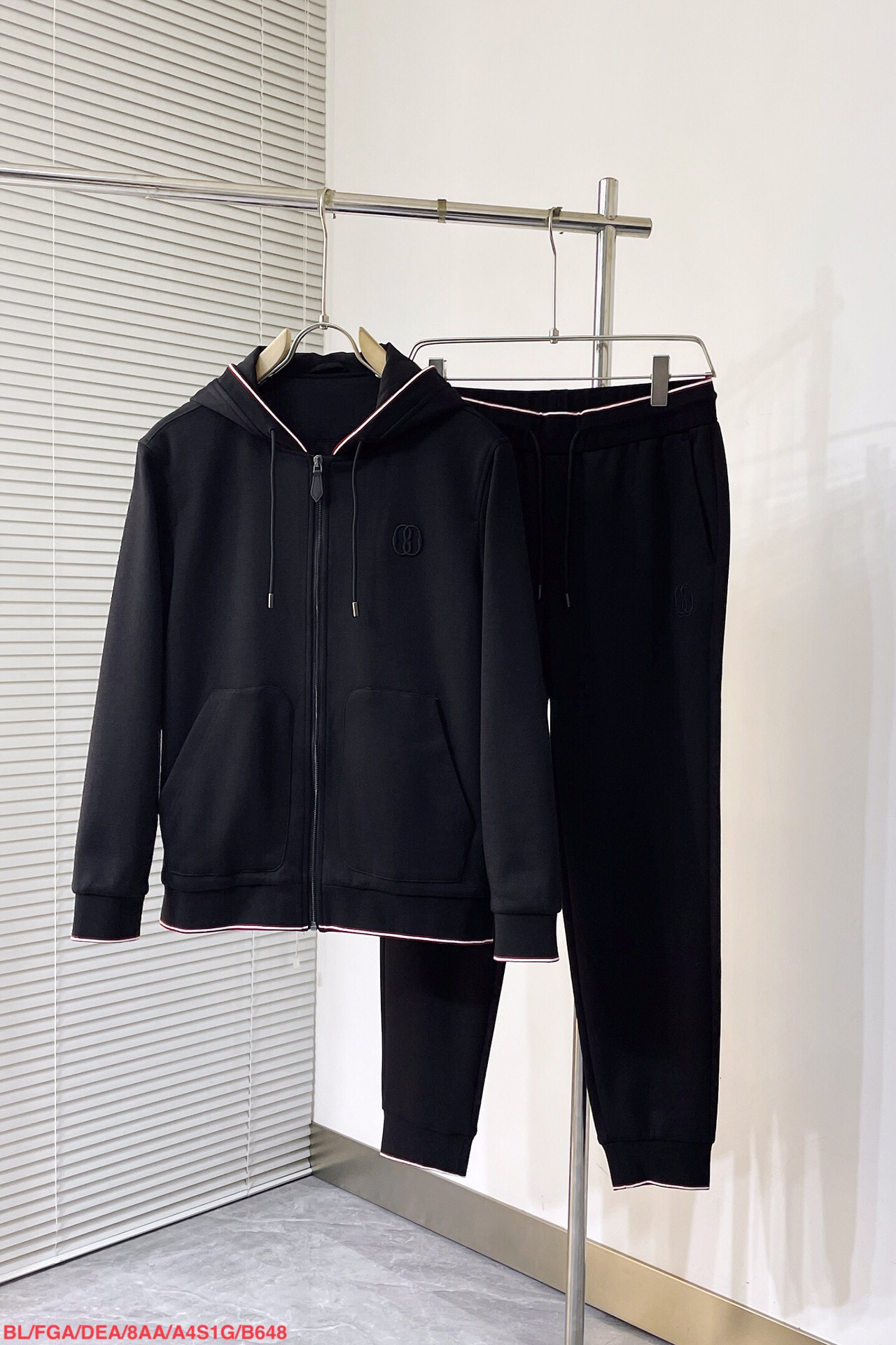 Men suits Top Quality