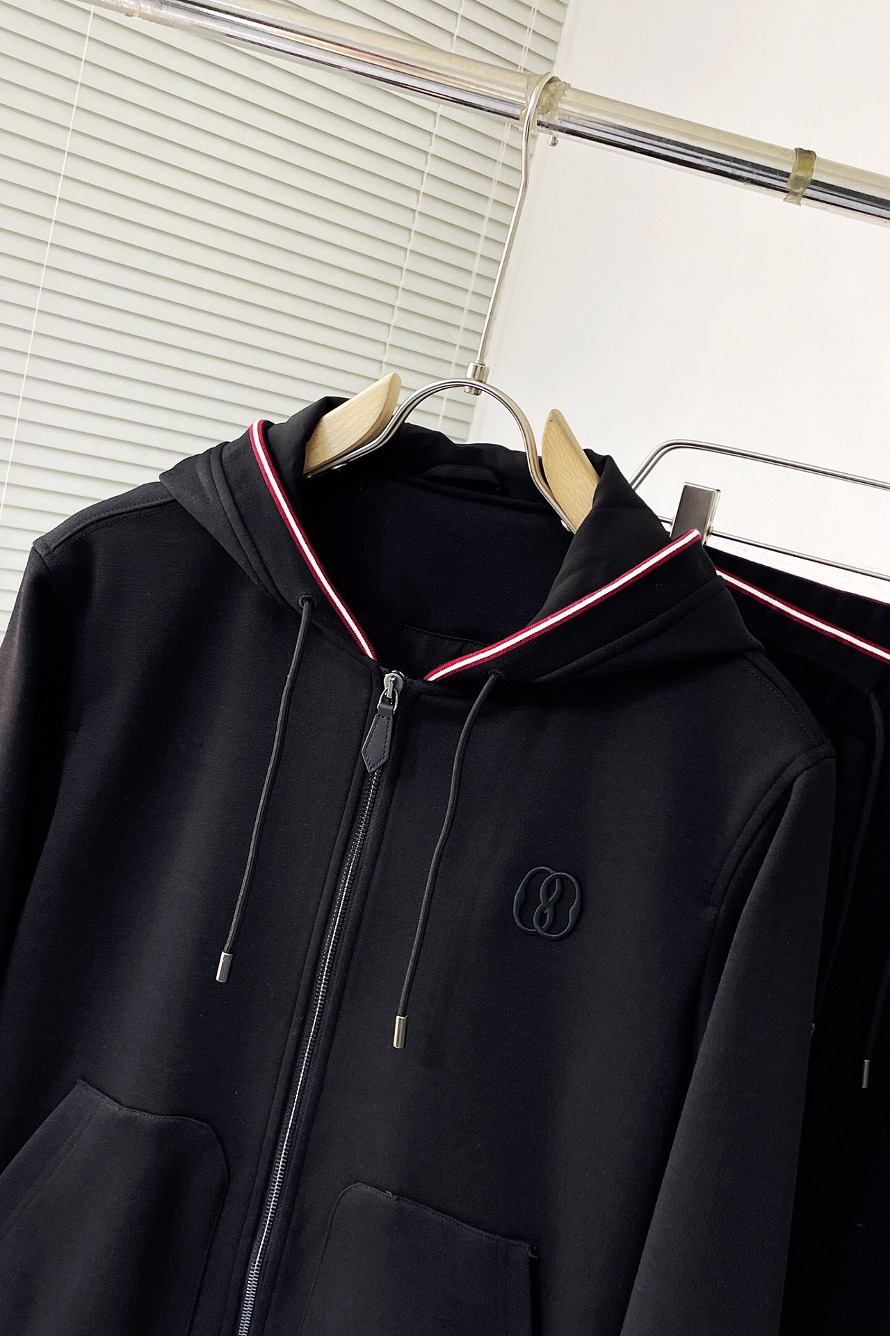 Men suits Top Quality