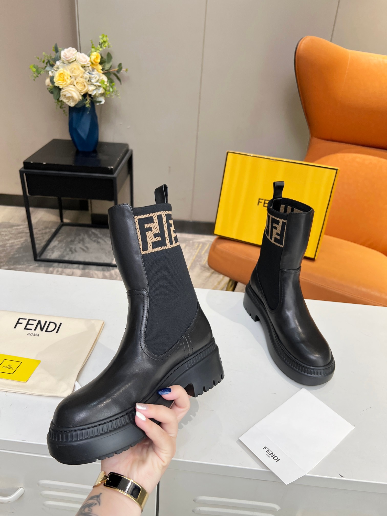 Women F*endi Top Sneaker