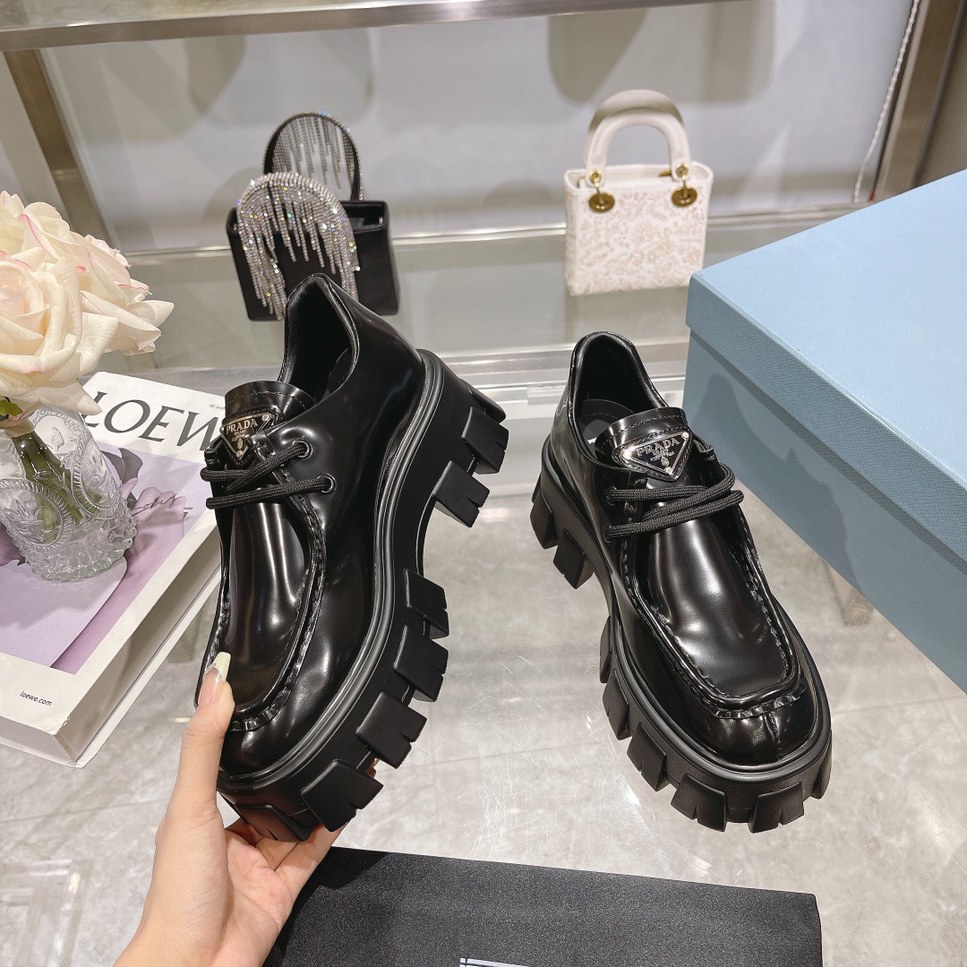 Women P*rada Top Sneaker