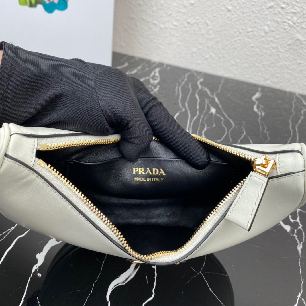 P*rada Bag Top Quality