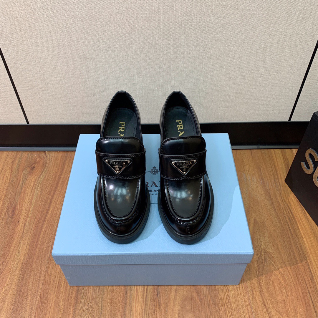 Women P*rada Top Sneaker