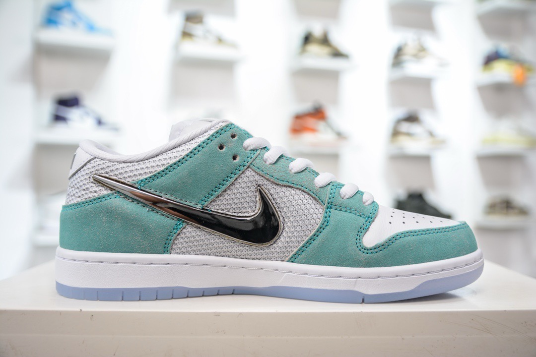 Men Women Nike SB Dunk NK SB Dunk Low April