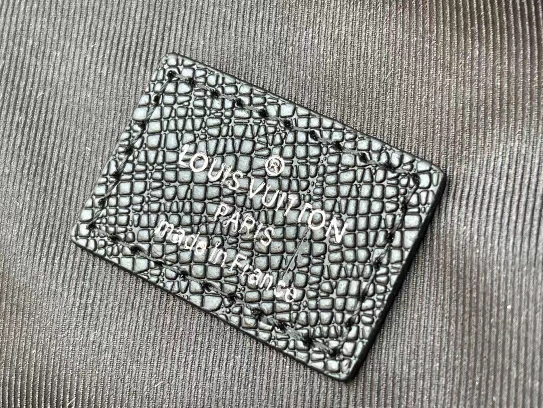 L*ouis V*uitton Top Bag