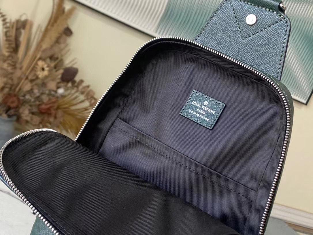 L*ouis V*uitton Top Bag