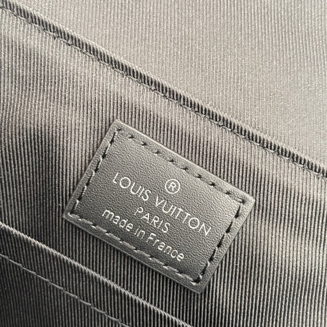 L*ouis V*uitton Top Bag