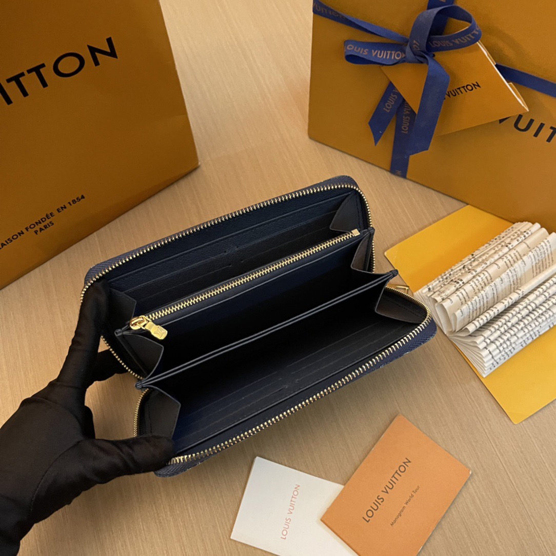 L*ouis V*uitton Top Bag