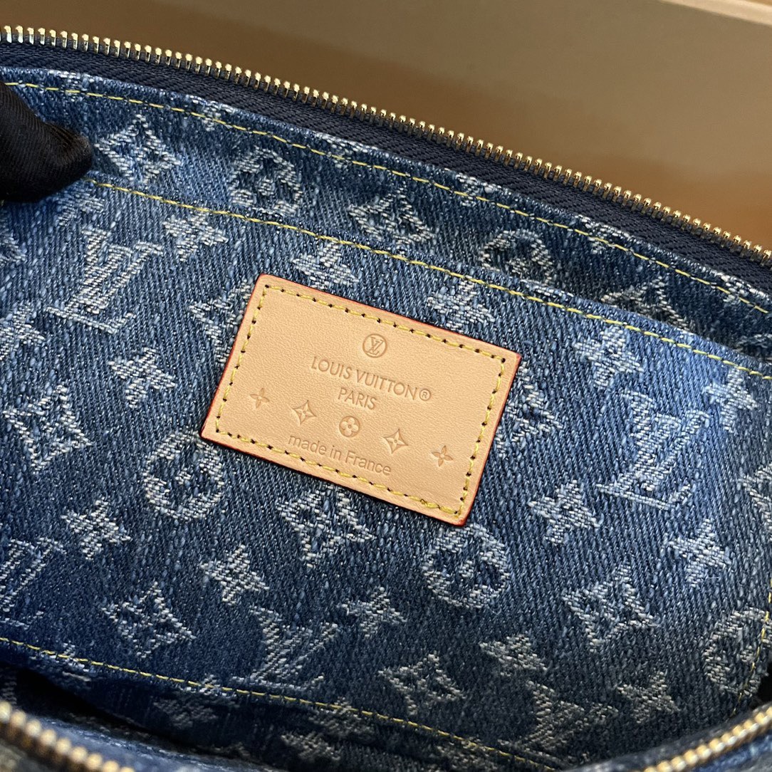 L*ouis V*uitton Top Bag