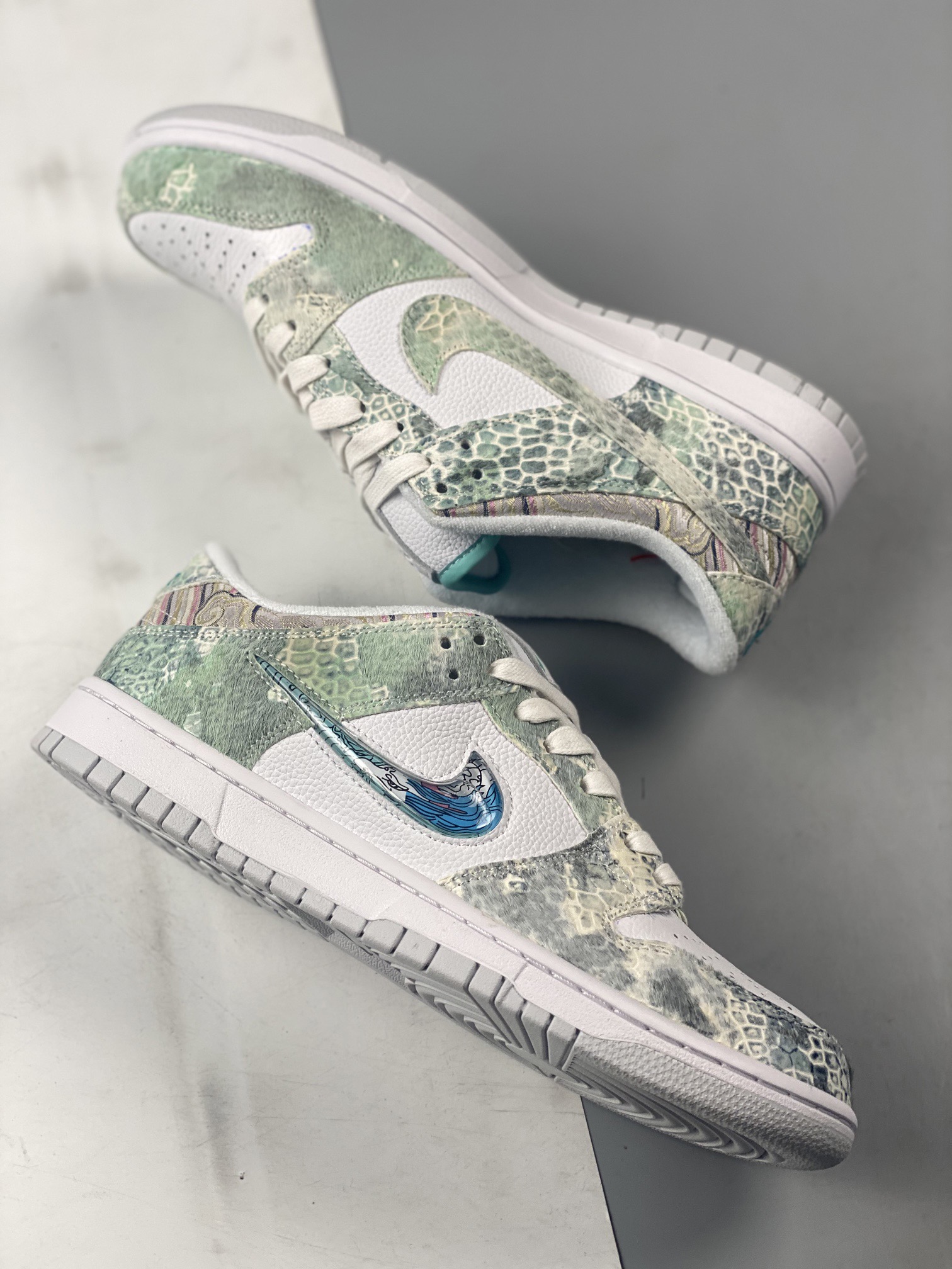 Men Women Nike SB Dunk Low