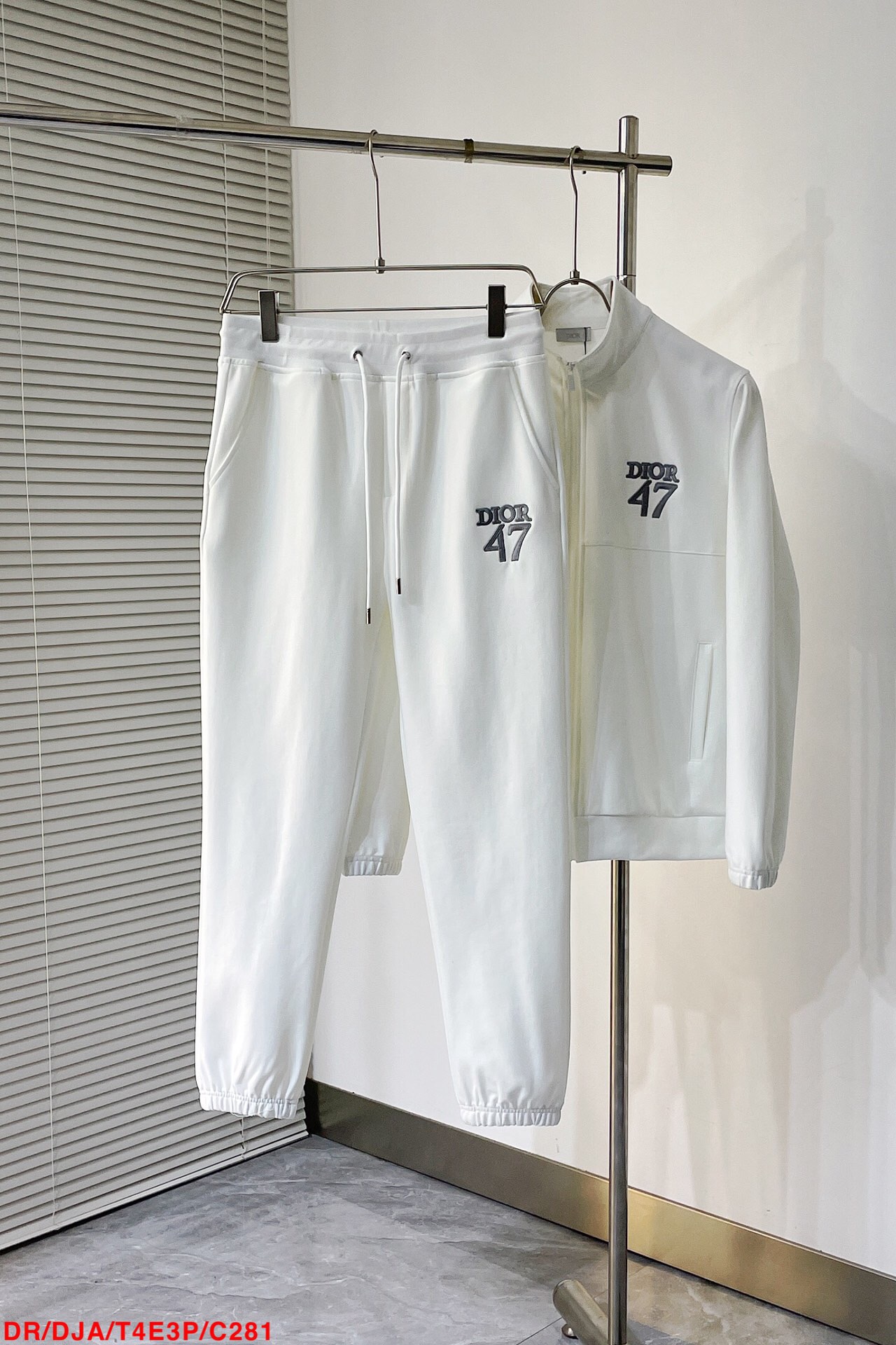 Men suits Top Quality