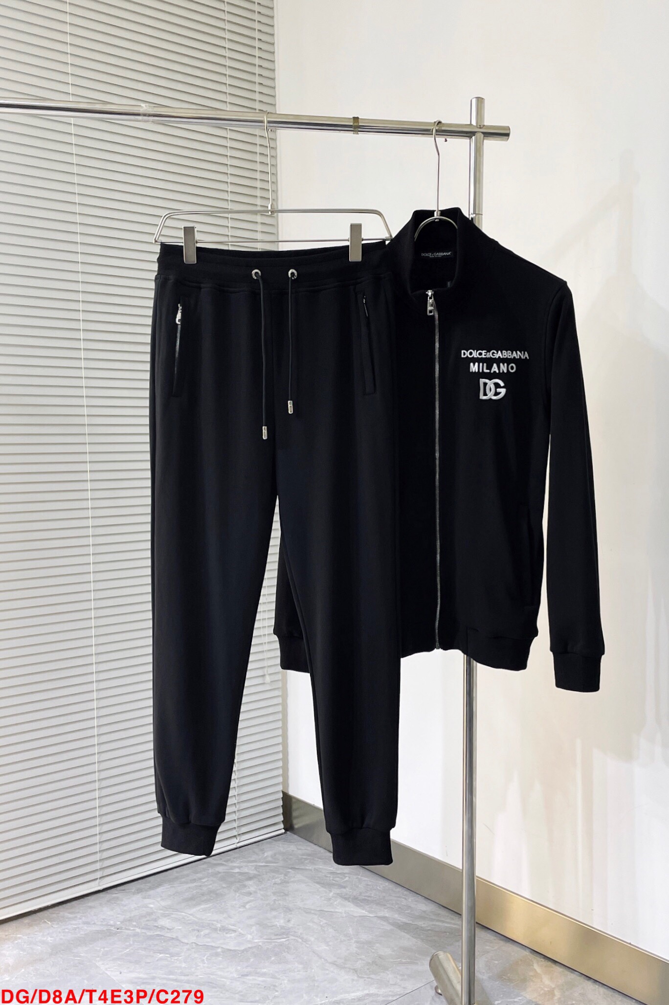 Men suits Top Quality