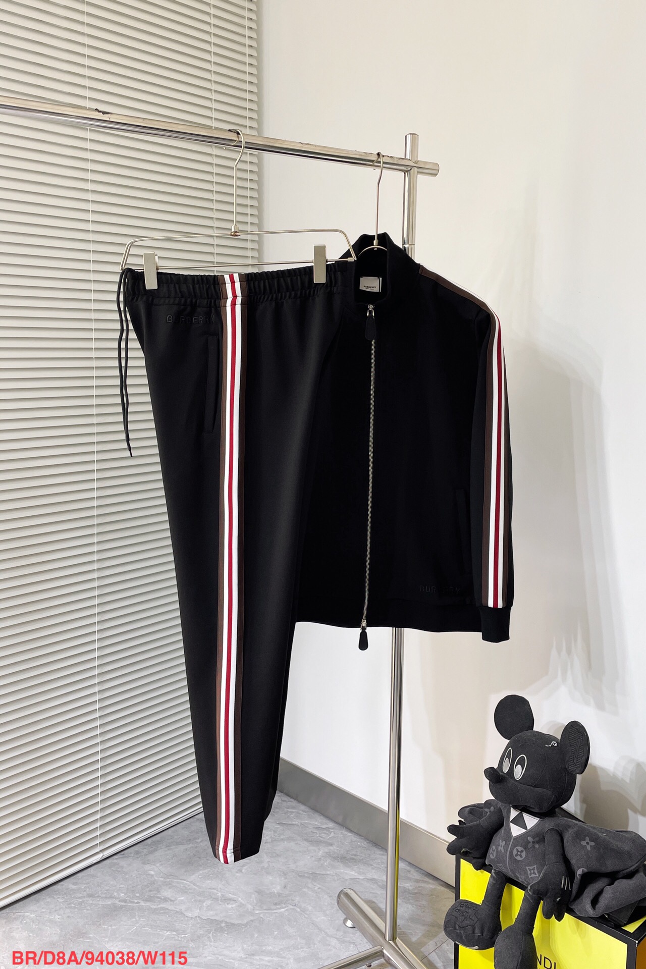 Men suits Top Quality