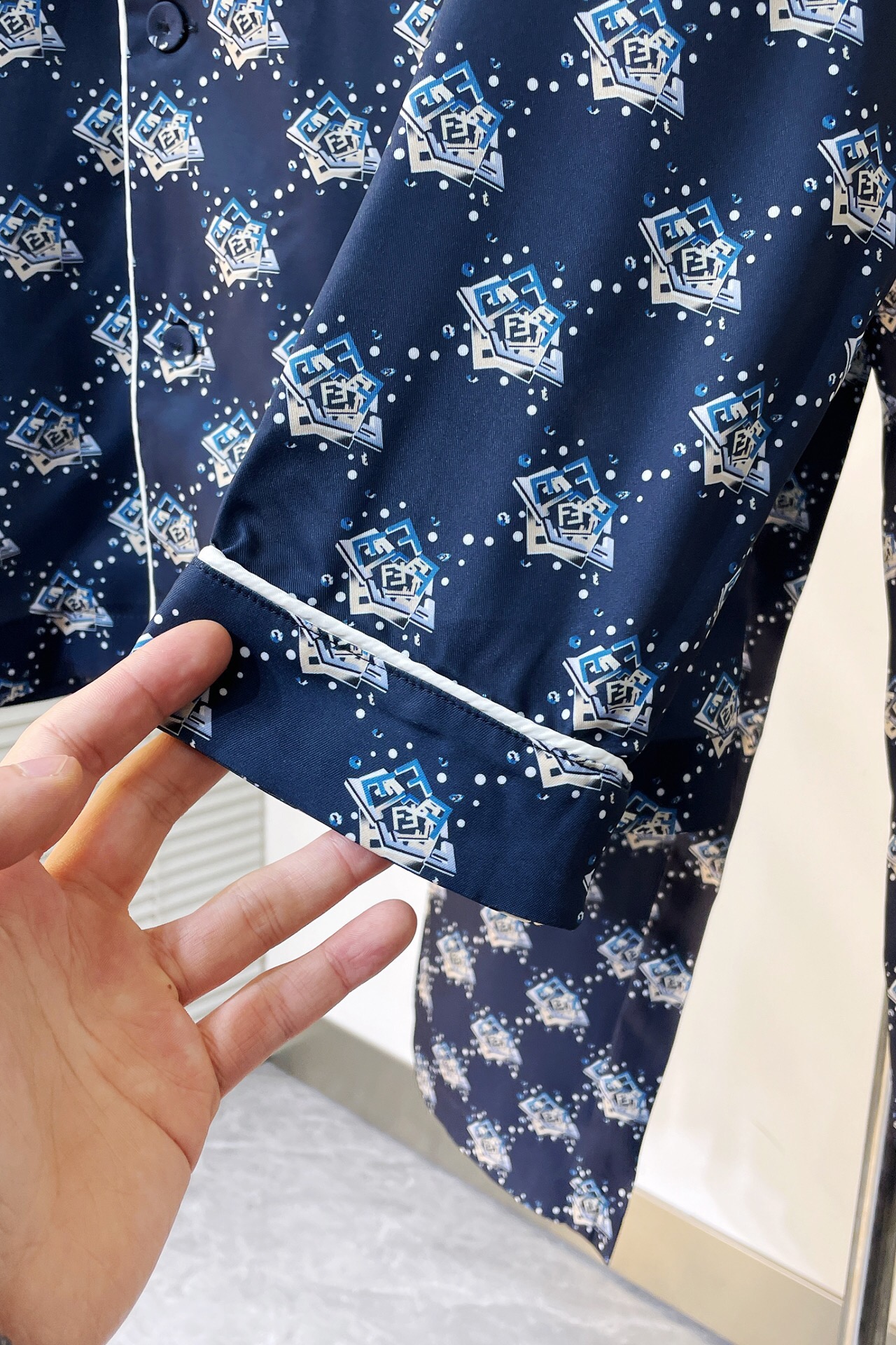 Men suits Top Quality