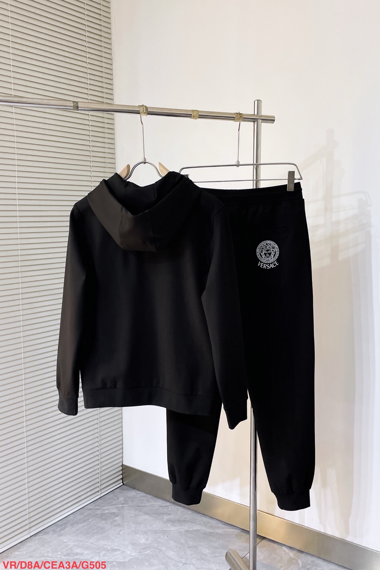 Men suits Top Quality