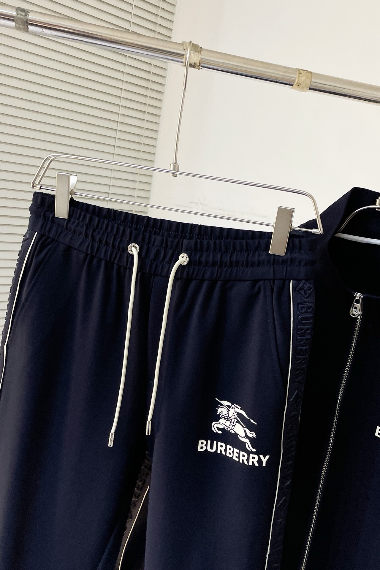 Men suits Top Quality