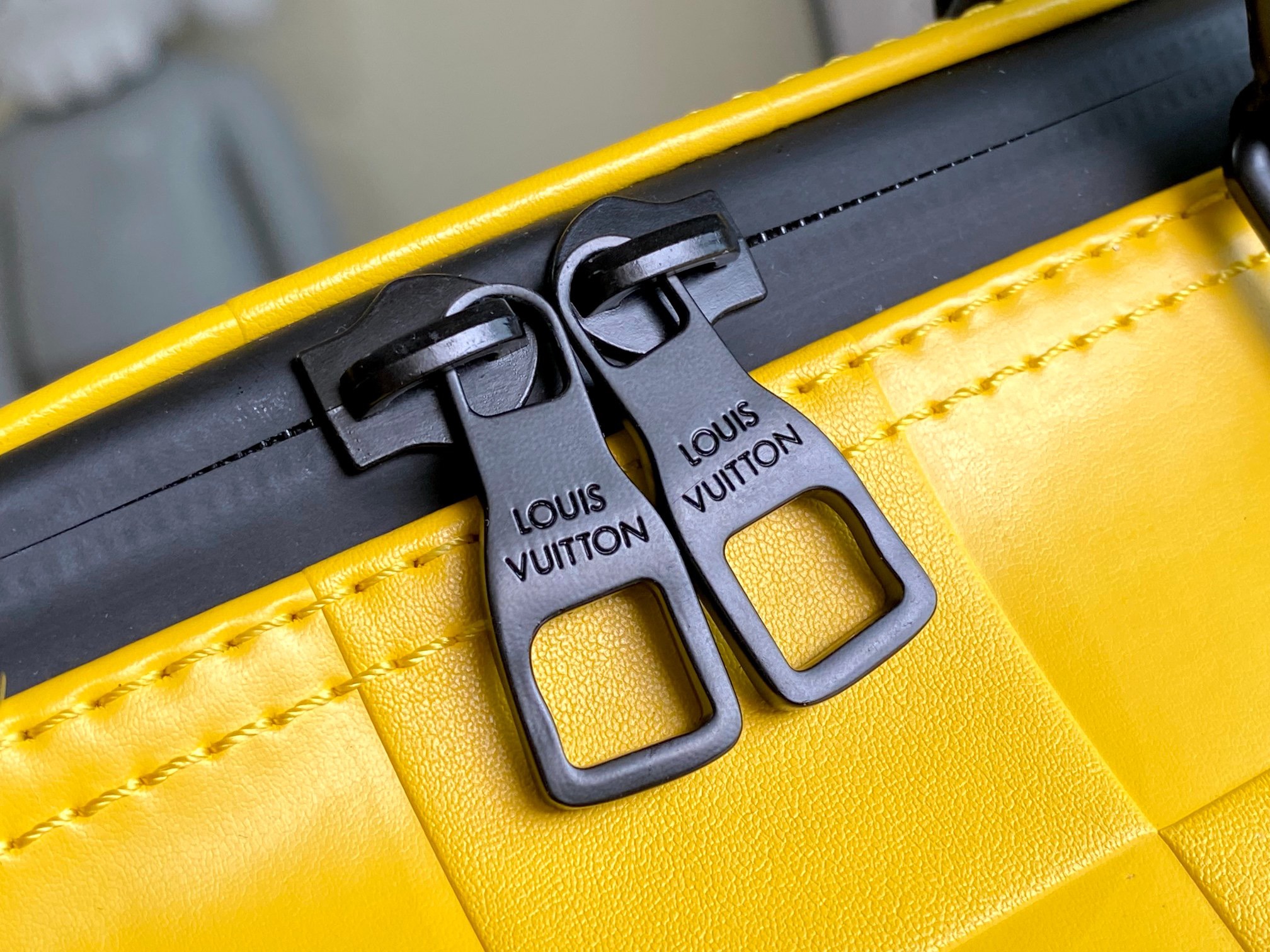 L*ouis V*uitton Top Bag