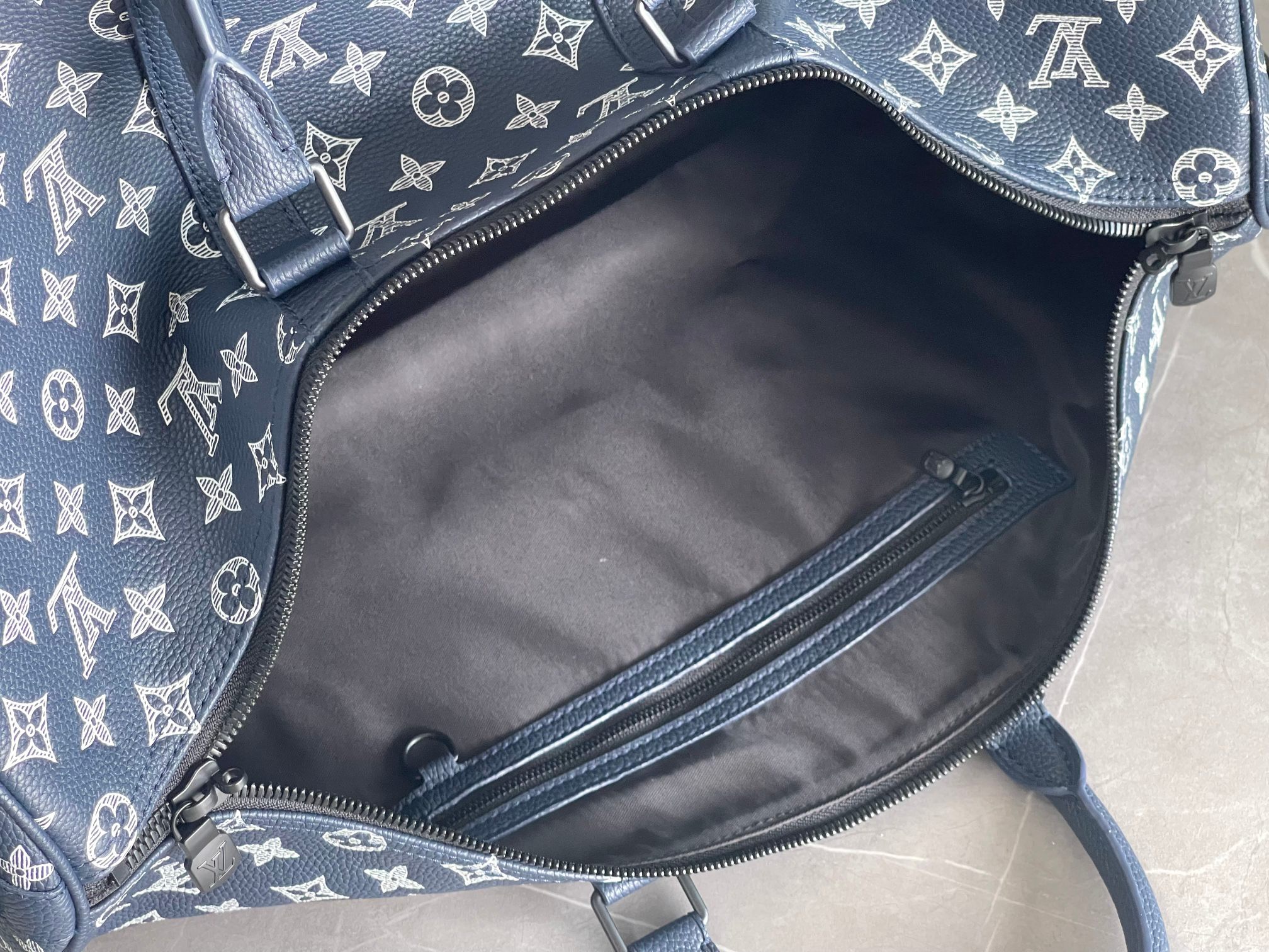 L*ouis V*uitton Top Bag