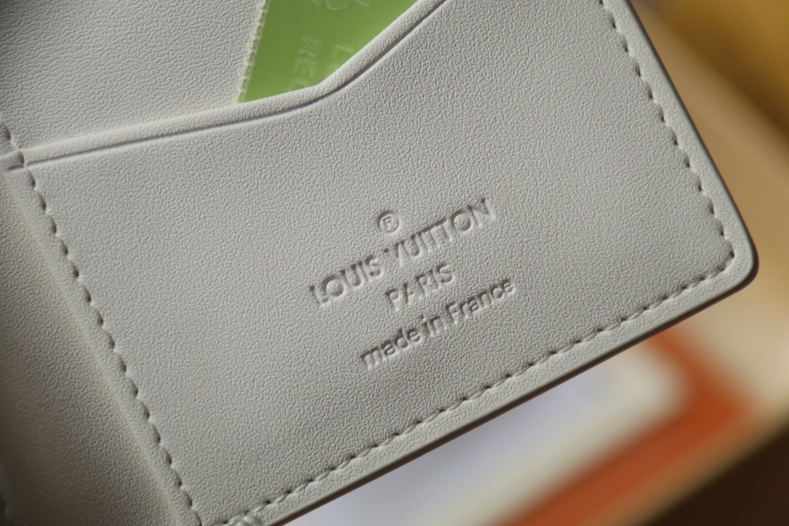 L*ouis V*uitton Top Bag