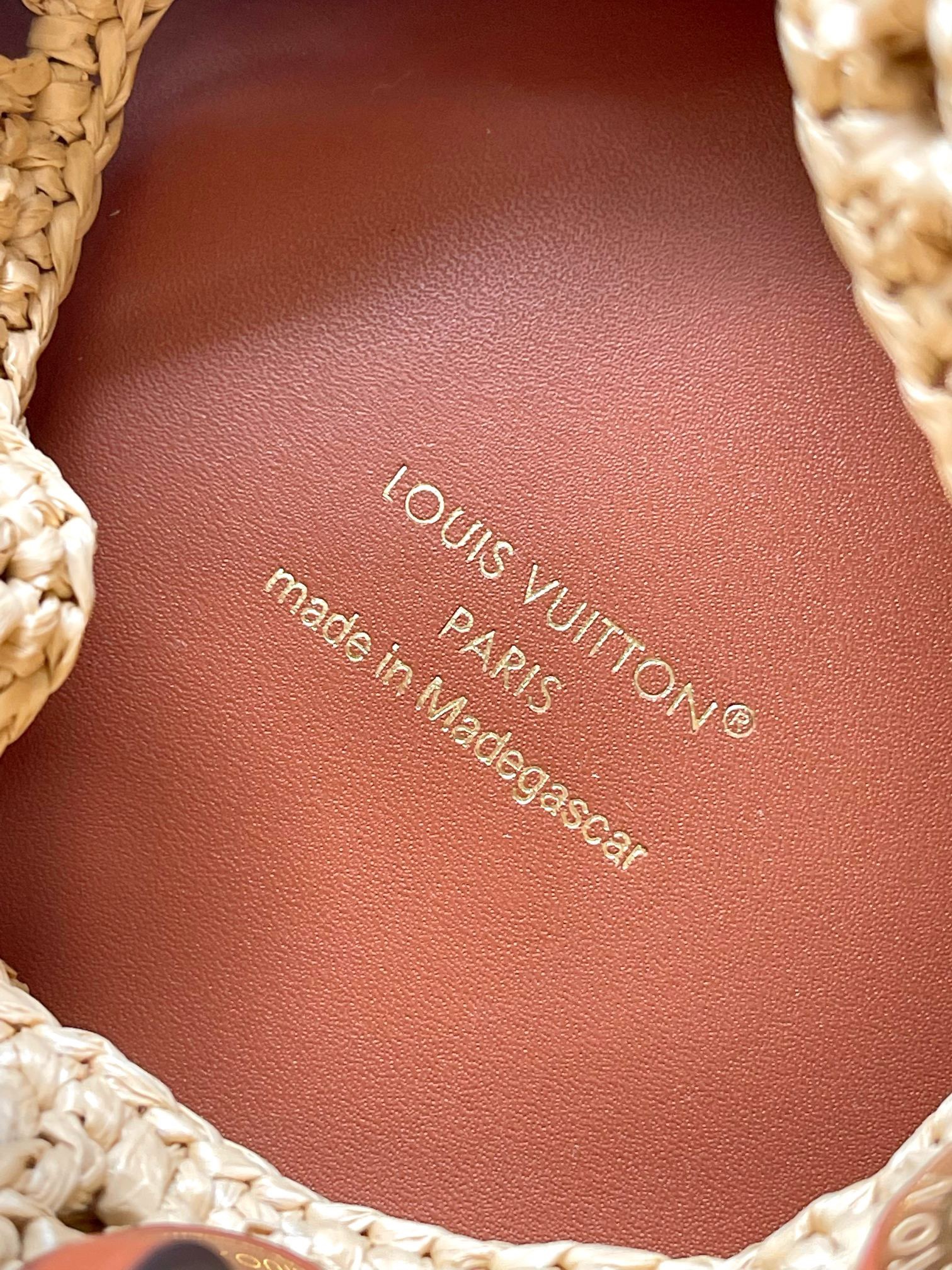 L*ouis V*uitton Top Bag