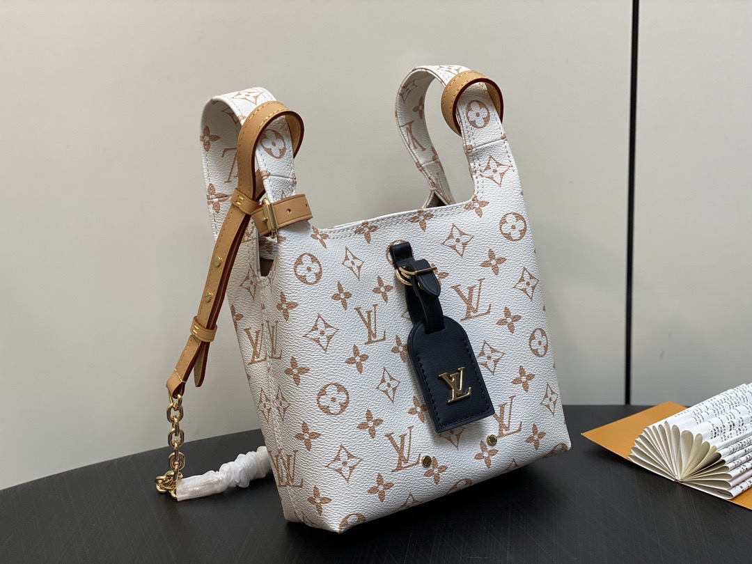 L*ouis V*uitton Top Bag