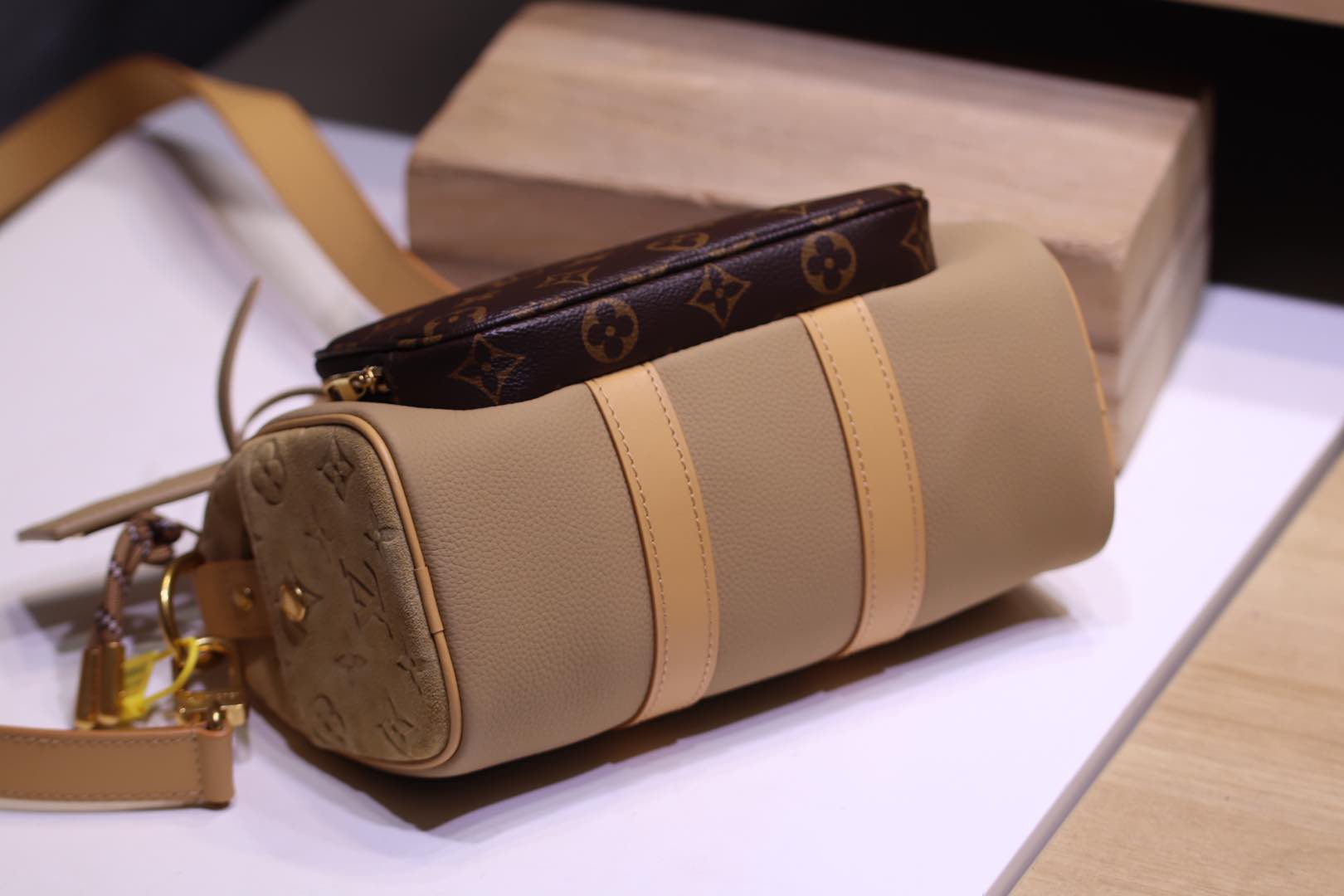 L*ouis V*uitton Top Bag