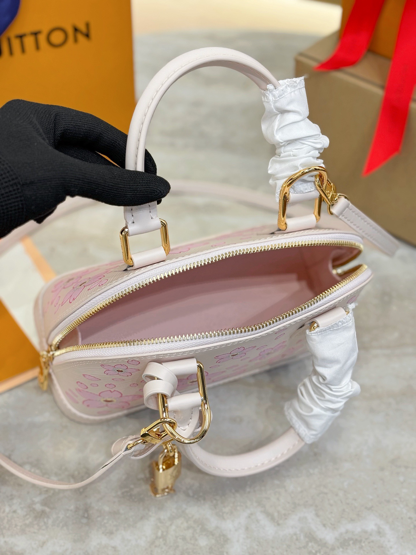 L*ouis V*uitton Top Bag