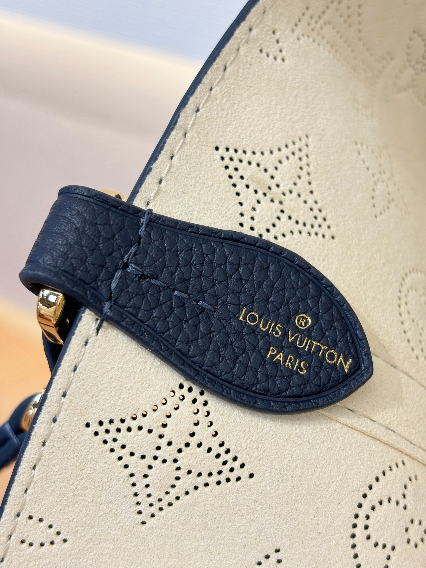 L*ouis V*uitton Top Bag